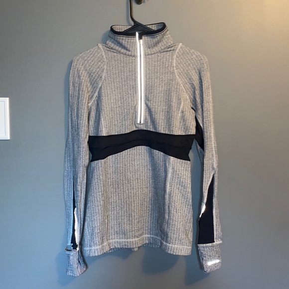 lululemon athletica Jackets & Blazers - Lululemon full tilt jacket